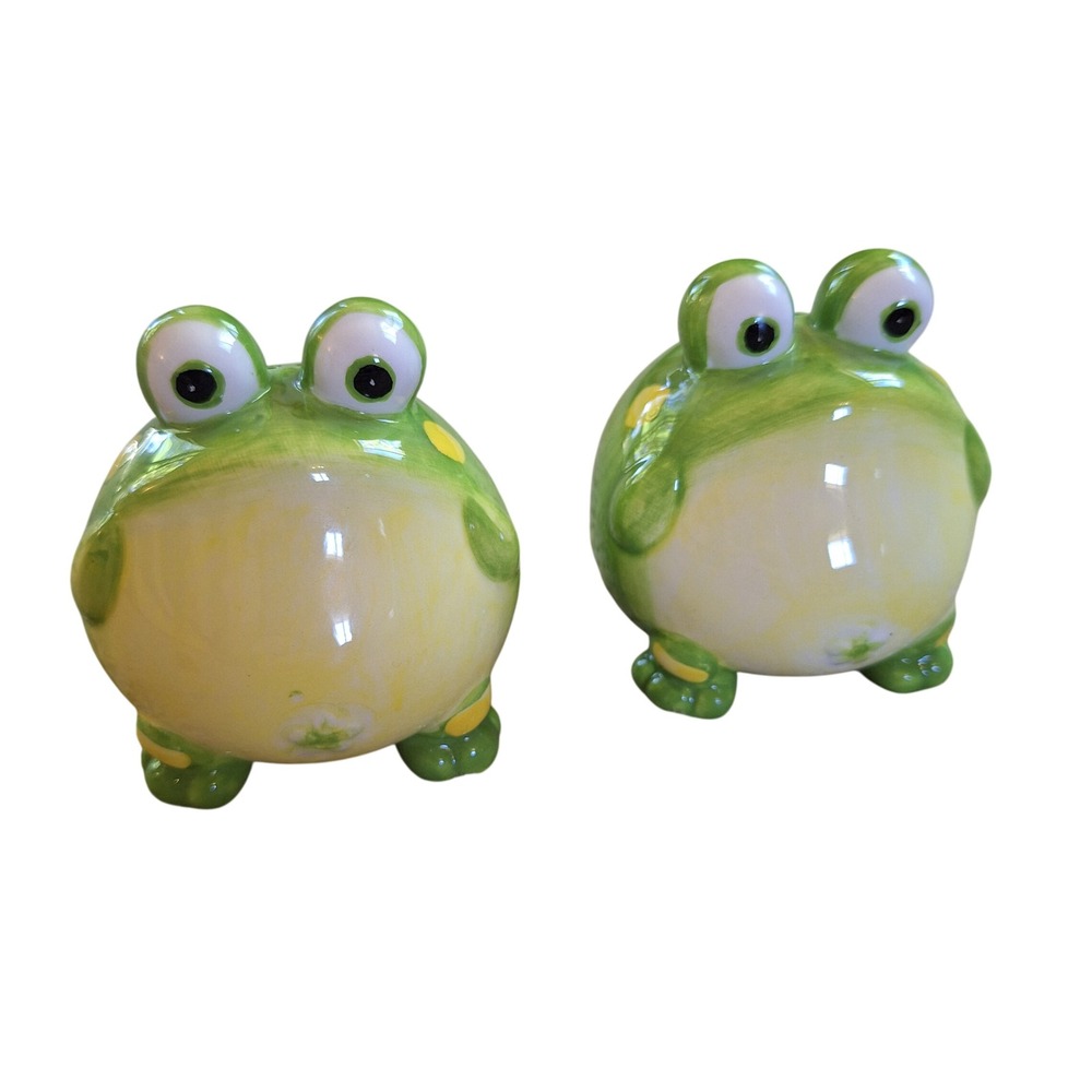 Toby Toad Frog Anthropomorphic Salt Pepper Shaker Set Ceramic Has Stoppers 2pc
